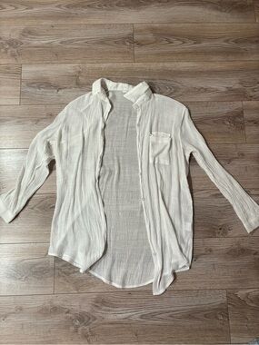 White Lightweight Button-Up Shirt – L